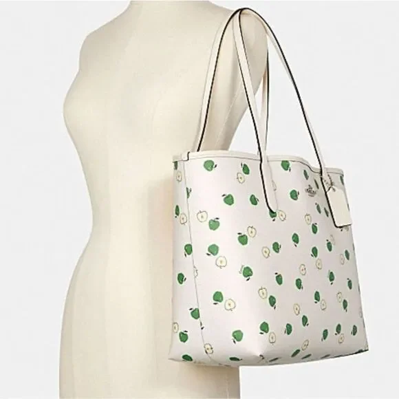 NWT Coach Leather City Tote With Apple Print - Picture 1 of 7